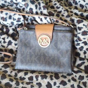 Michael Kor Crossbody